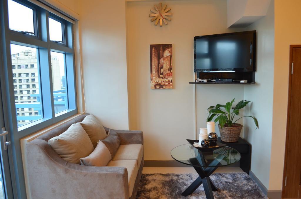 Apartamento Eton Parkview Makati City Exterior foto
