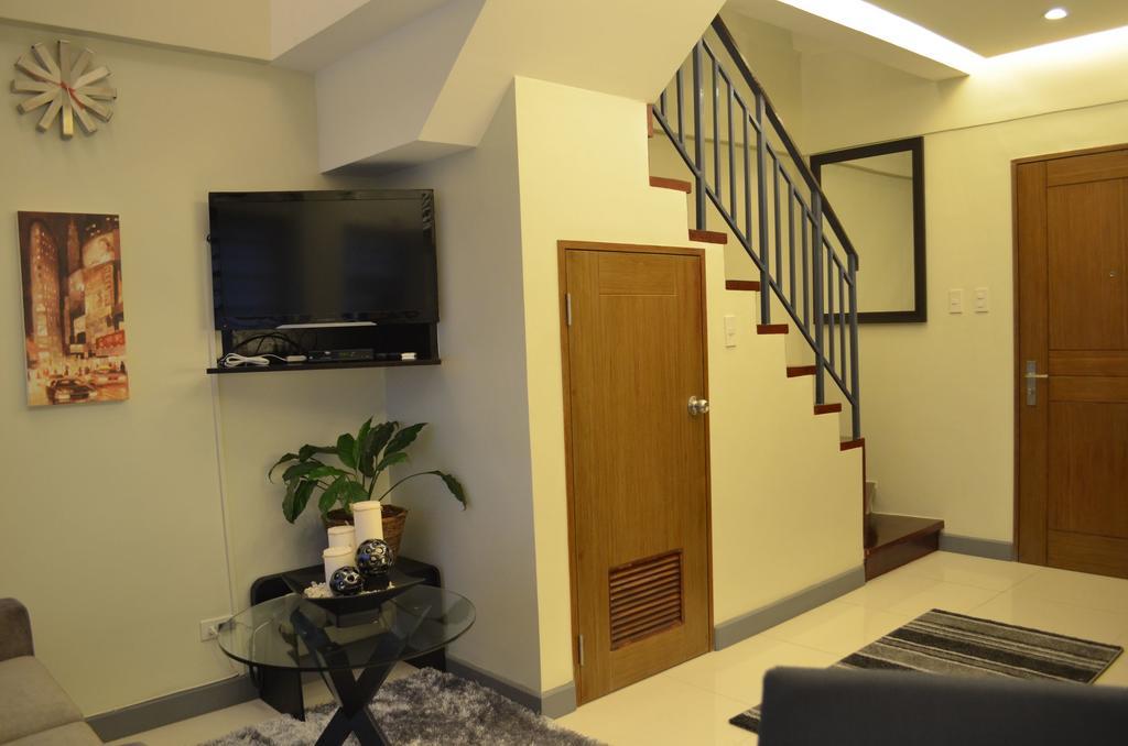 Apartamento Eton Parkview Makati City Exterior foto